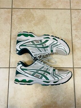 ASICS-ARITZIA Gel-Kayano 14 -size 8.5-Running Shoes Workout Athletic Sports
